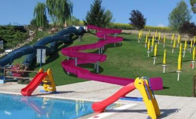 Acquapark Tavernelle Perugia, giochi e scivoli bambini 