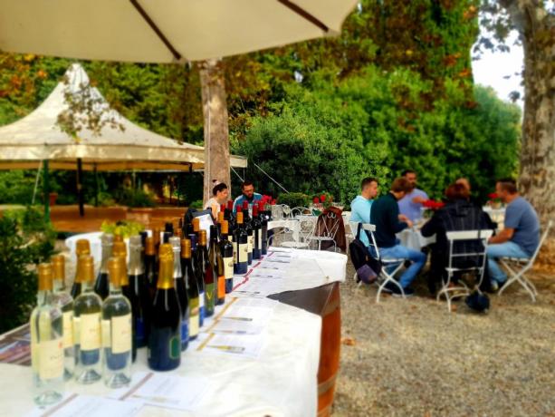 Degustazione Vini Locali Agriturismo Orbetello 