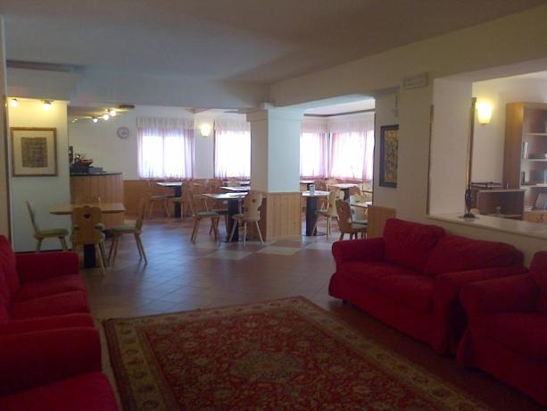 Sala bar hotel 3 stelle Folgaria, Trento