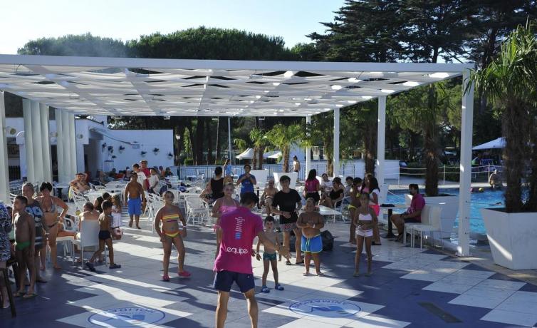 Resort Baia Domizia con animazione bambini