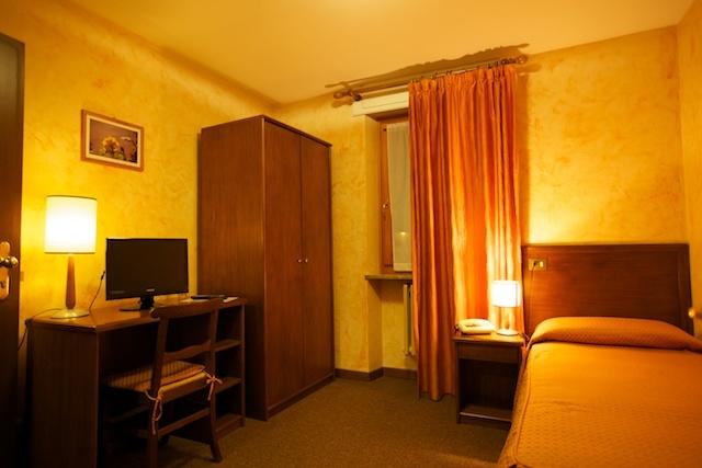 Camere finemente arredate
