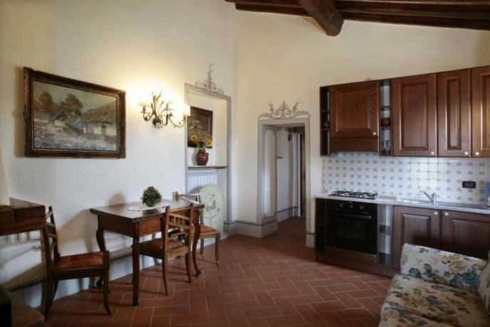 appartamento vacanze Giglio 3posti letto cucina abitabile Capolana-Arezzo 