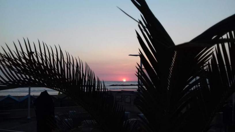 Vista tramonto mare dall'hotel di Pesaro