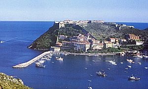 View of Porto Santo Stefano: prices for hotels BB and accommodations 