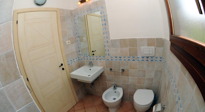 Bagno Privato Residence Appartamenti Vignola Mare 