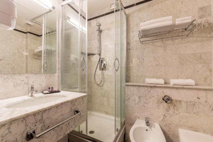 Bagno in Hotel vicino A1 Magliano-Sabina Lazio 