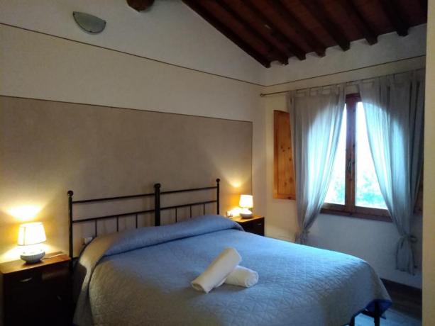 Camera Viola con cucina agriturismo a Volterra