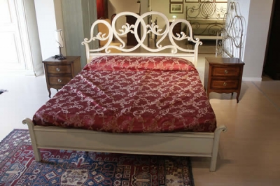 Letto classico laccato legno