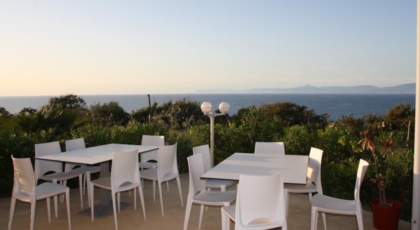 Colazione sul Mare in Villaggio vicino Tropea 