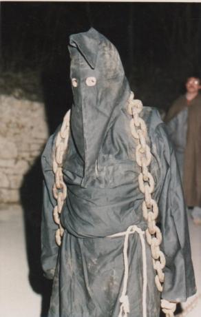 processione-cristo-morto-cascia