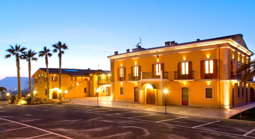 Country House con Ristorante ad Alba Adriatica