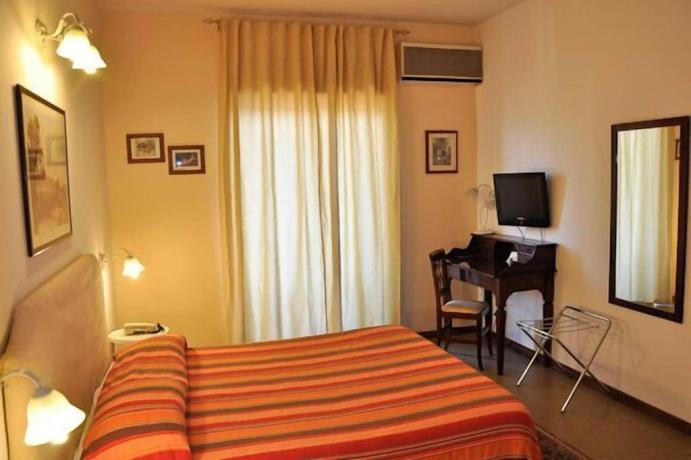 Hotel 3stelle vicino Catania camere matrimoniali