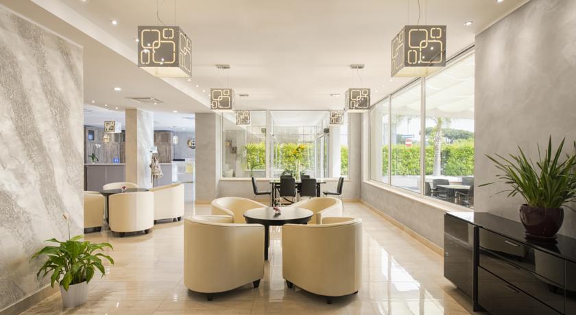 Hall moderna e accogliente