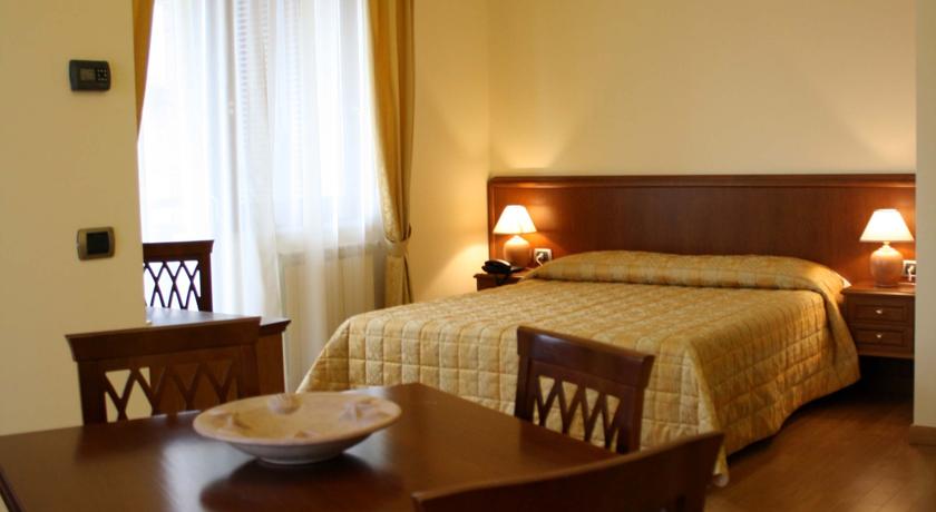 Albergo vicino Zoomarine per famiglia: Delfini