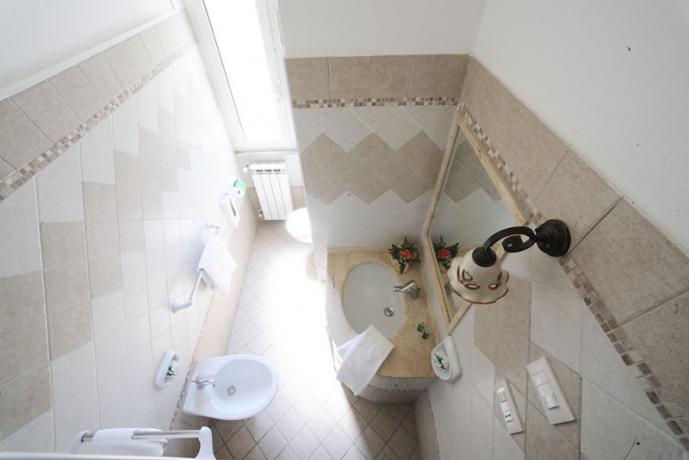 Camere con tutti i comfort a Terracina