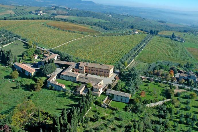 Appartamenti immersi nelle verdi campagne di Siena