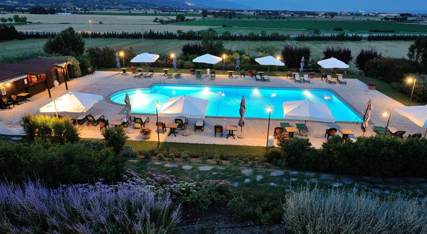 Piscina e solarium panoramico 