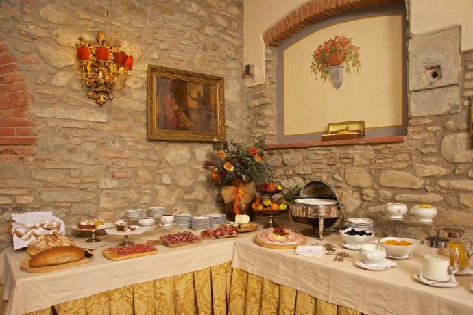 Sala colazione in Luxury Villa Toscana 