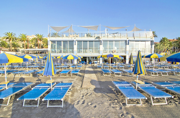 Spiaggia Villaggio Residence sul Mare a Loano 