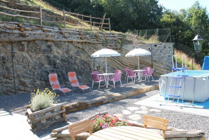 Hotel con piscina idromassaggio vicino Lago di como 