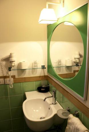 Hotel con bagno privato in camera matrimoniale