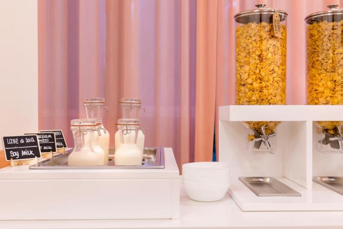 Colazione fino alle 12:00 in hotel3stelle Igea Marina