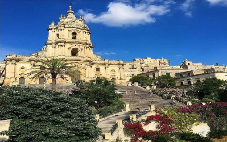 Casa economica a Modica con vista Duomo