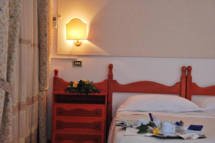 Colazione in camera Hotel 3 stelle Ostuni