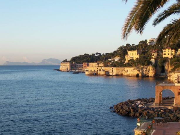 Camere B&B con Salone vicino a Posillipo Napoli