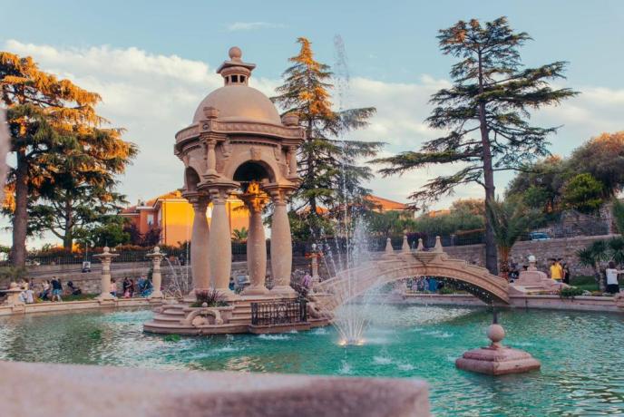YOGA E VISITE A VILLA GROCK NEI WEEKEND DI FINE GIUGNO
