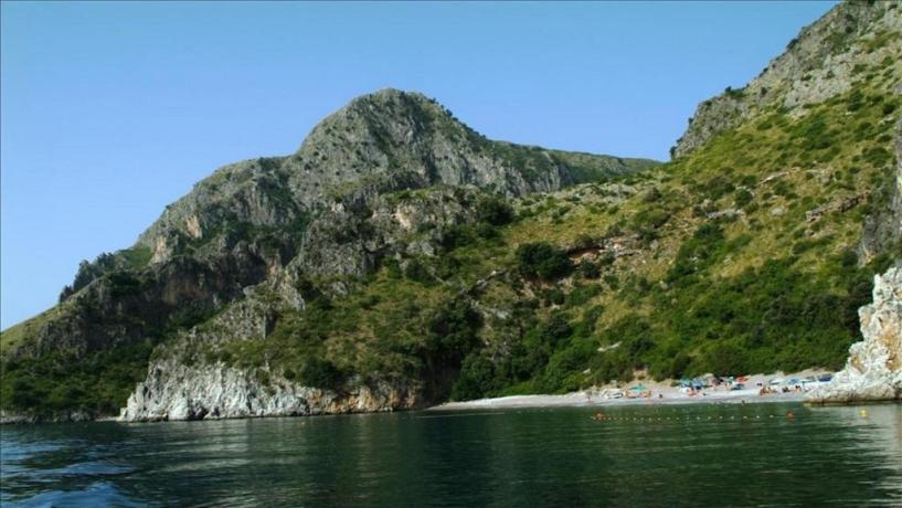 Spiaggia privata Hotel nel Cilento Scario