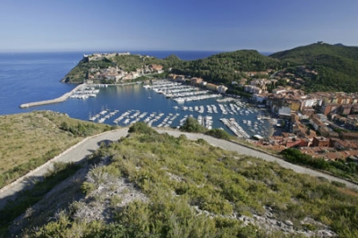 villaggi vicino a Porto Ercole