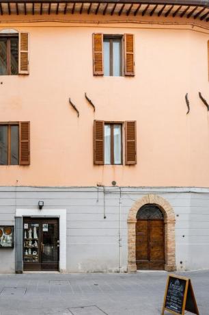 Facciata esterna dell'appartamento in affitto Assisi