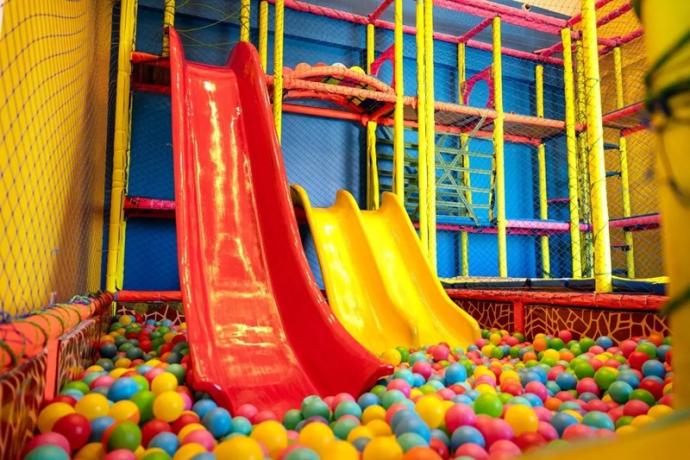 Giochi per bimbi in villaggio Mar Rosso Animazione 