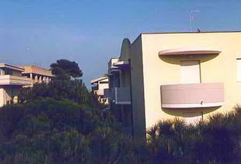 Hotel con terrazzo vista mare