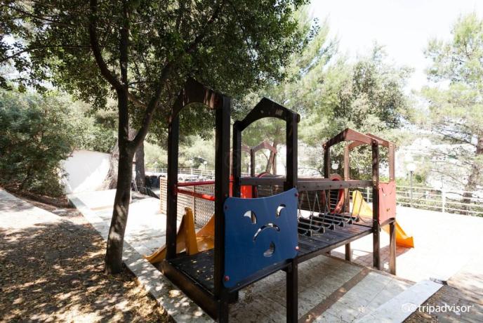 Area giochi bambini Villaggio-turistico Peschici 