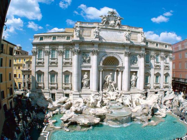 Fontana di Trevi a Roma