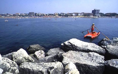 Beaches with sand or rocks