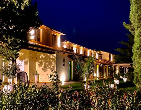 Offerta Weekend in Agriturismo Benessere con Ristorante a Massa Marittima con Centro Benessere o SPA