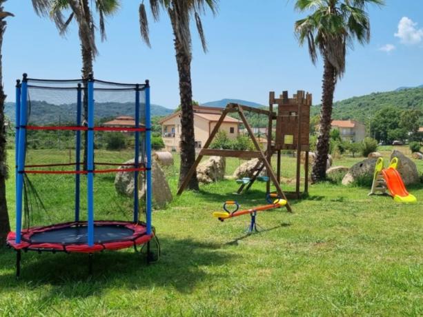 Area Giochi bambini nel Resort Oasi del Fauno 