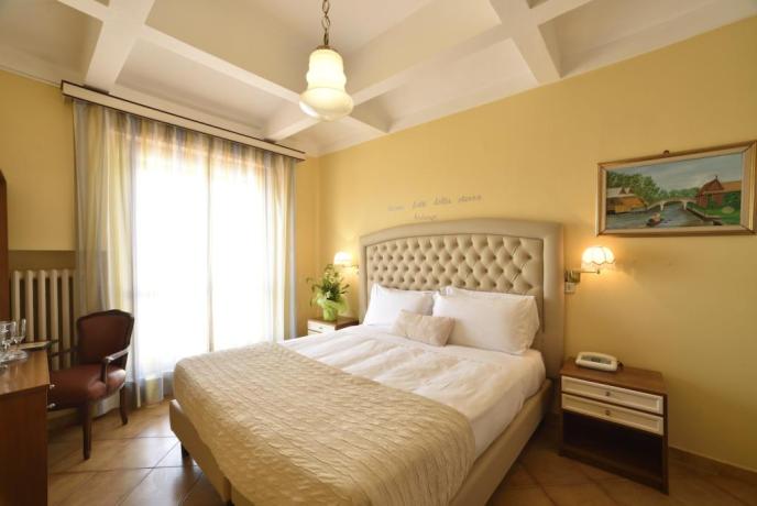 Camera-matrimoniale-in-liguria-Hotel 3 stelle-fronte-mare