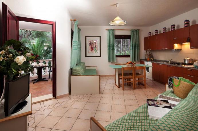 Soggiorno, Cucina, Veranda Appartamento Villa Sa Prama Orosei