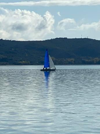 Escursioni Lago Trasimeno in barca a vela