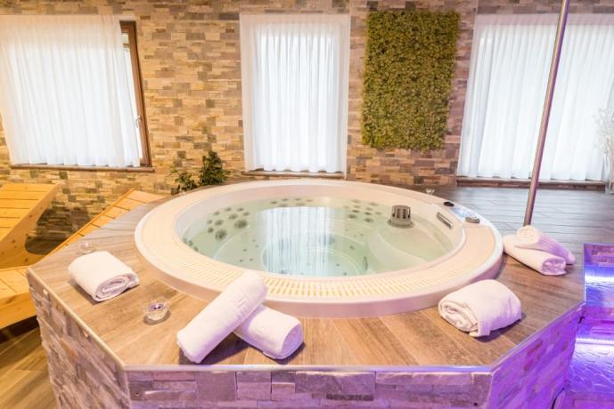 Offerta MAGGIO e GIUGNO in Relais di Charme a Colfiorito con centro benessere con Centro Benessere o SPA