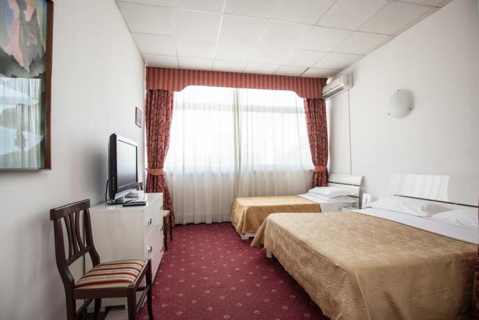 Camera tripla ideale per famiglie Hotel Ostia