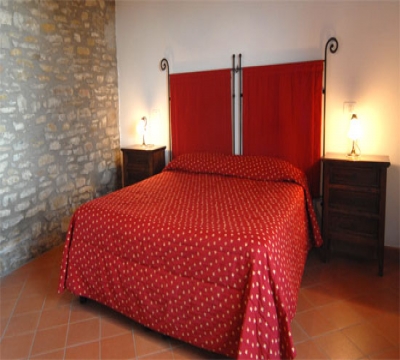 Detail of the double bedroom in Il Portico