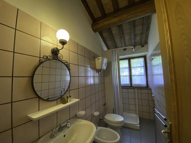 IlFienile- Bagno con Doccia appartmento 2+2 