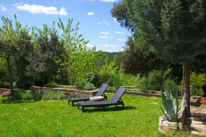 Luxury villa con giardino privato con sdraie-Chianti  