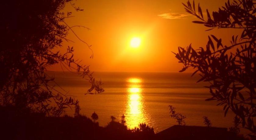 Tramonto dalla struttura a Santa Margherita