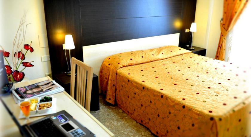 Albergo a Mola di Bari